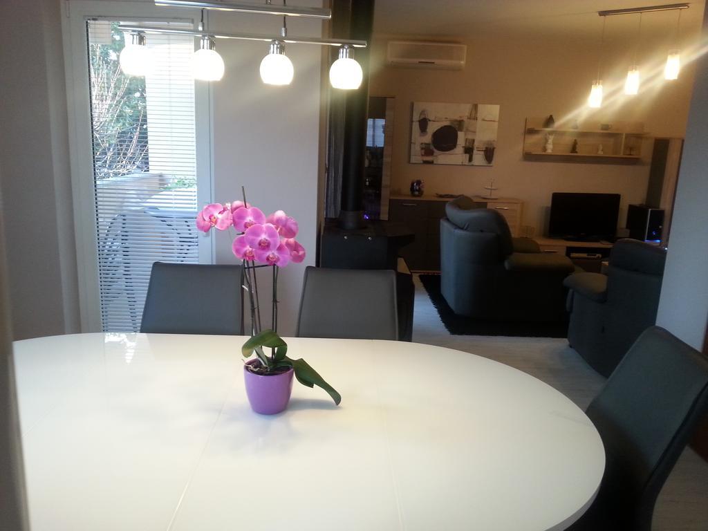 Apartments Roncevic Zadar Ngoại thất bức ảnh