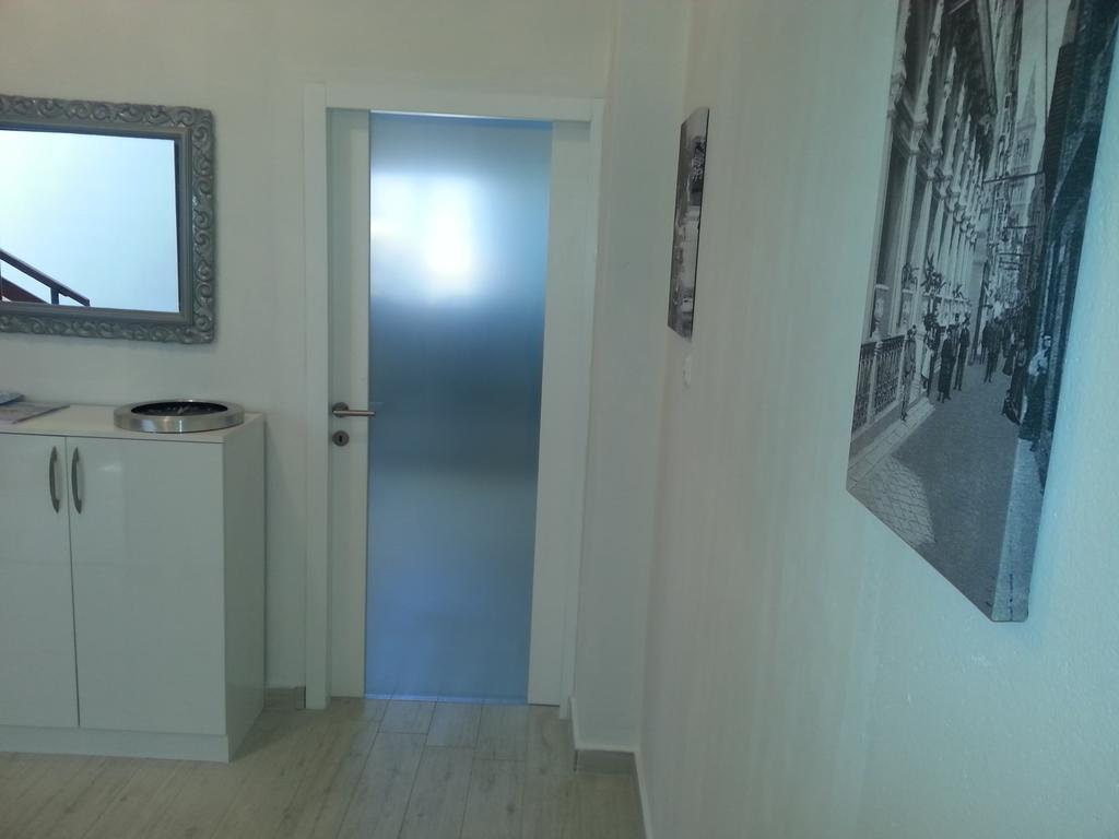 Apartments Roncevic Zadar Ngoại thất bức ảnh
